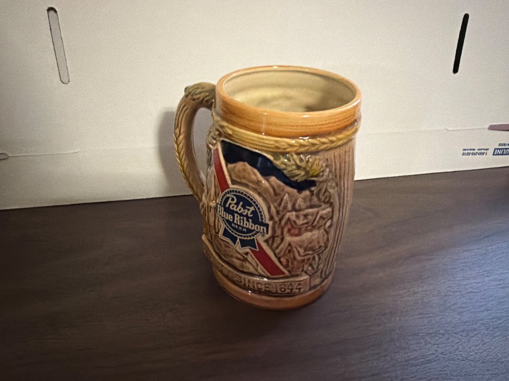 1986 Pabst Holiday Stein