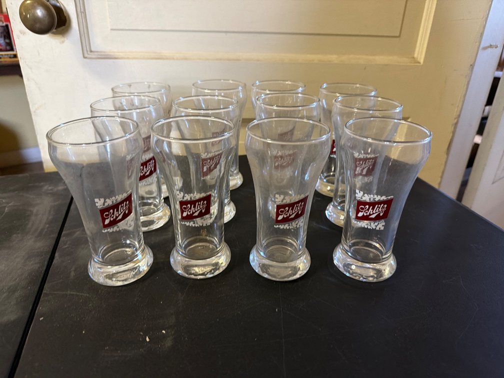 12 Schlitz Beer Glasses