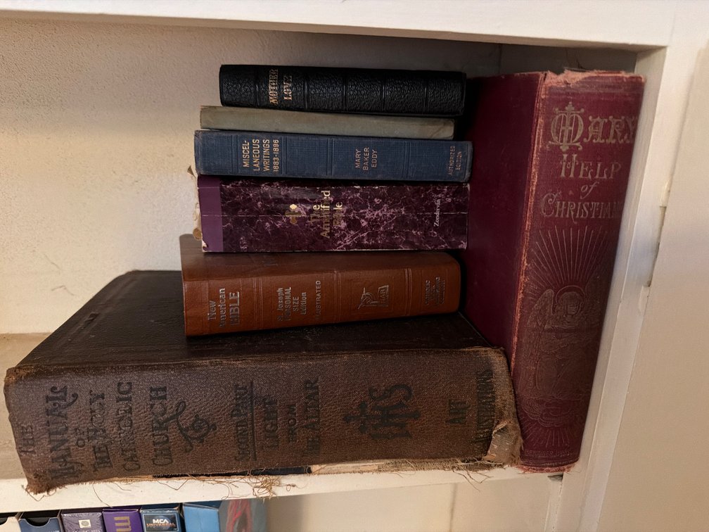 Bibles, Religious Books