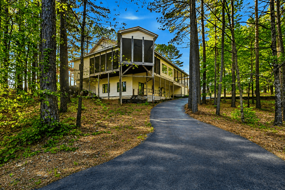Image for Aviation Home & Hangar – Clinton, Arkansas