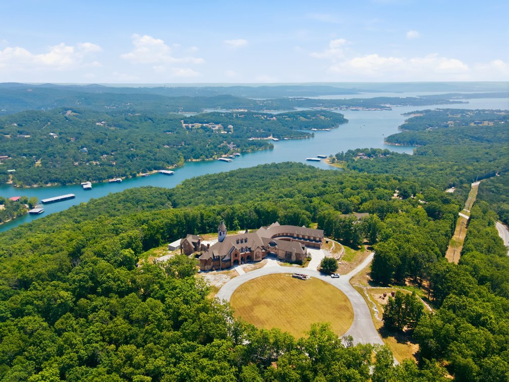 Image for Ozarks Masterpiece: Table Rock Lakefront Home on 104± Acres - Branson West, Missouri