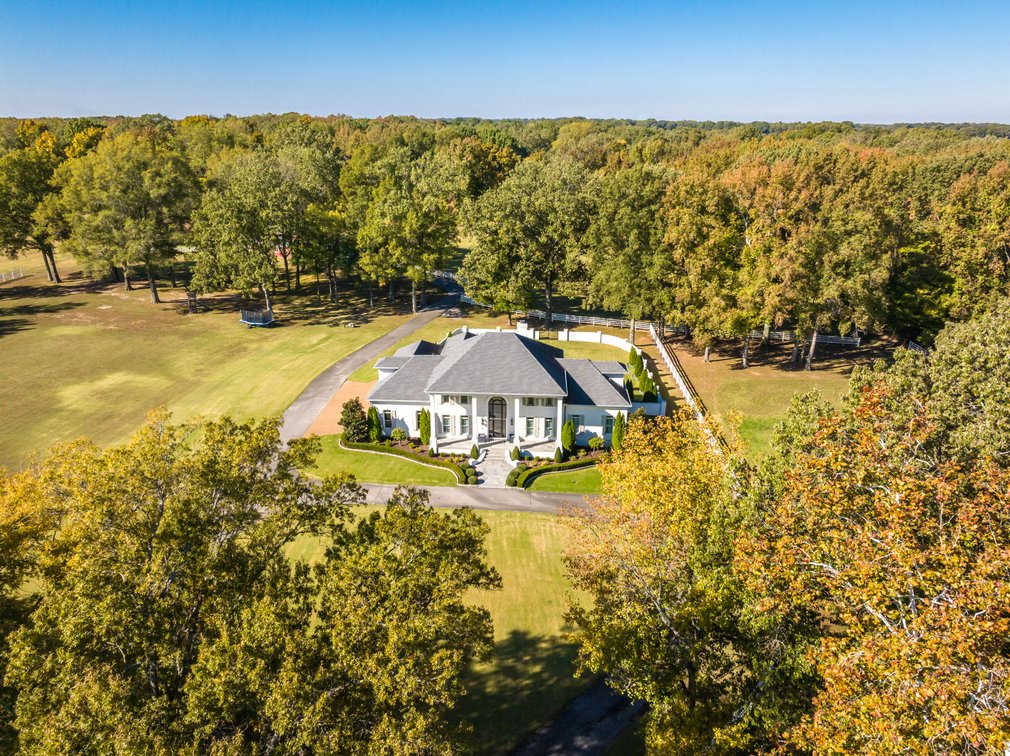 Image for Luxury 20 Acre Estate - Jackson, Tennessee