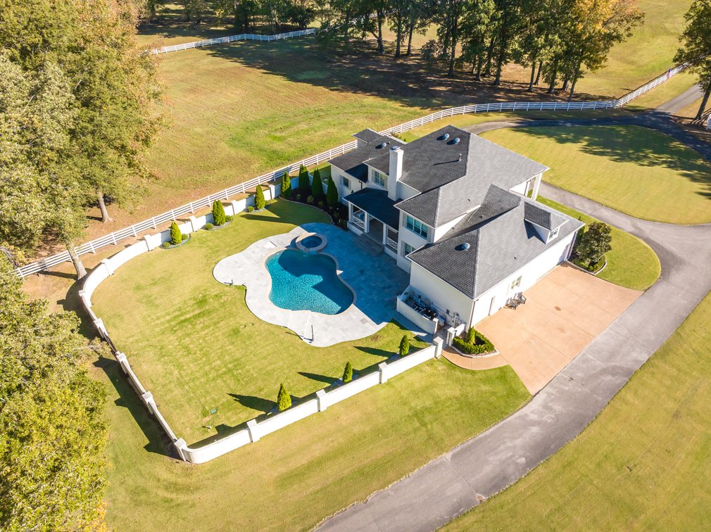 Image for Luxury 20 Acre Estate - Jackson, Tennessee