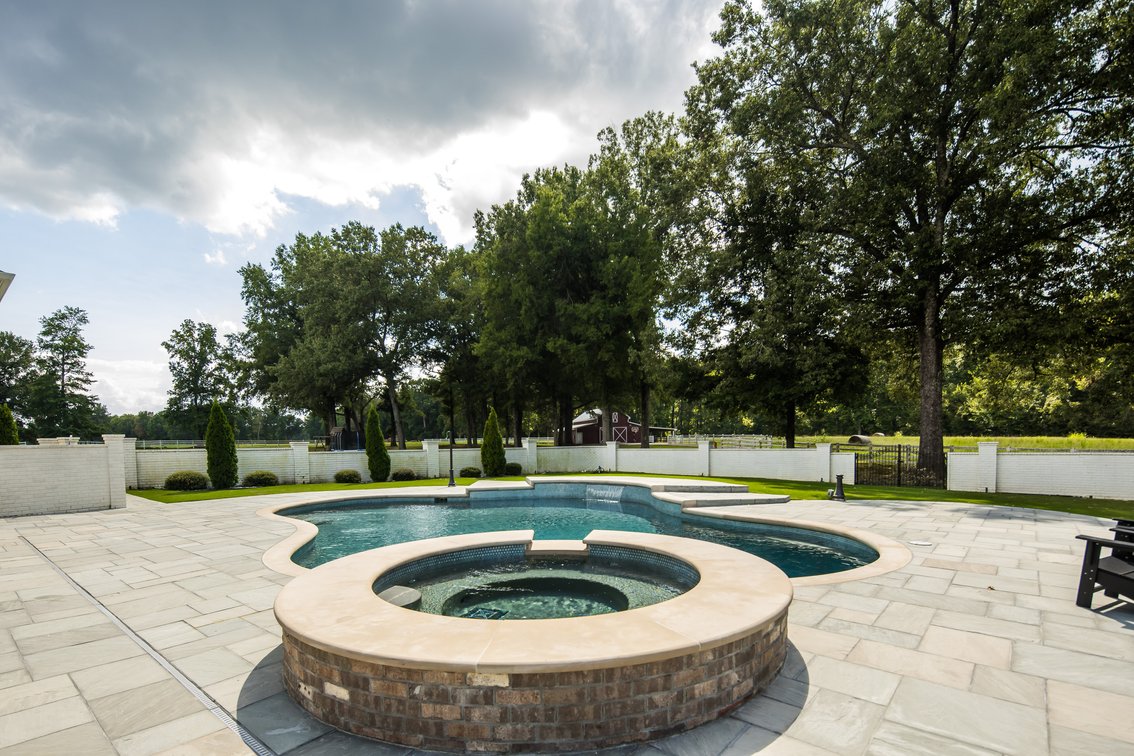Image for Luxury 20 Acre Estate - Jackson, Tennessee