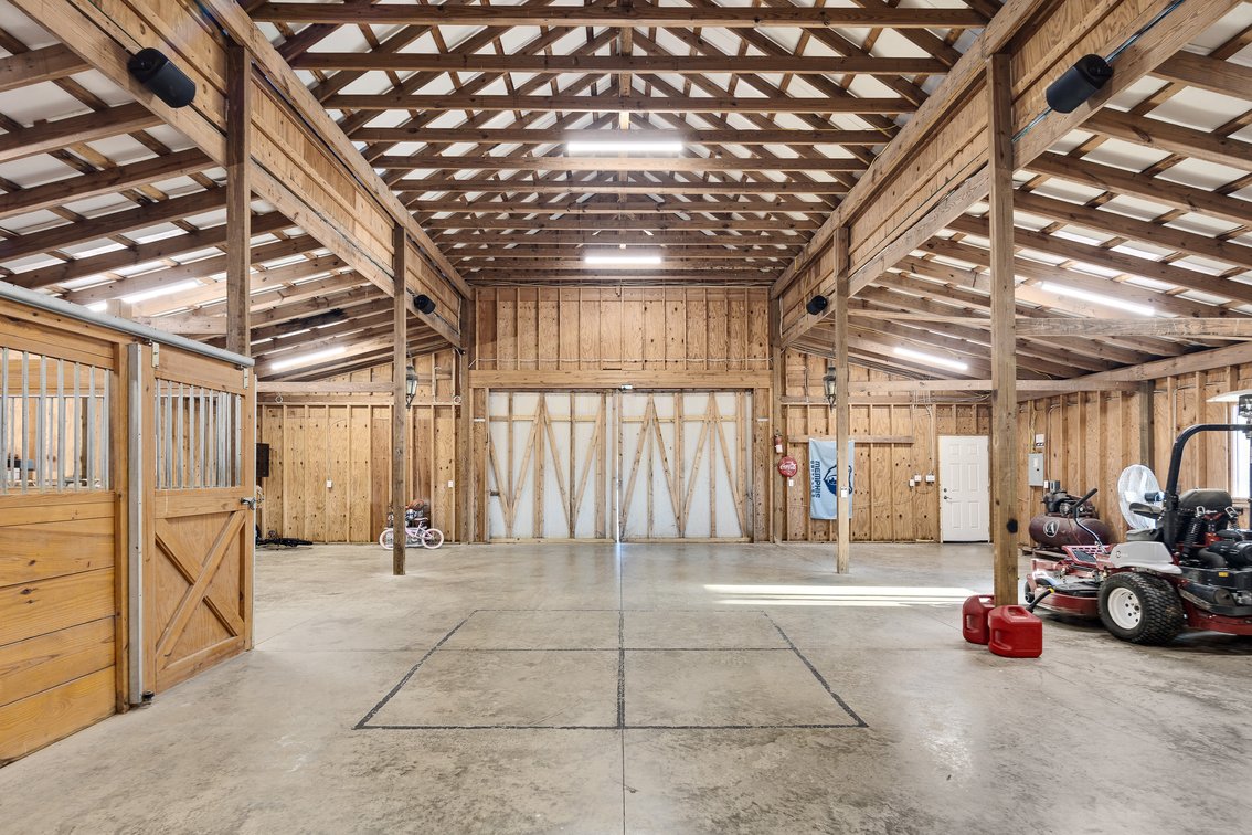 Image for Luxury 20 Acre Estate - Jackson, Tennessee