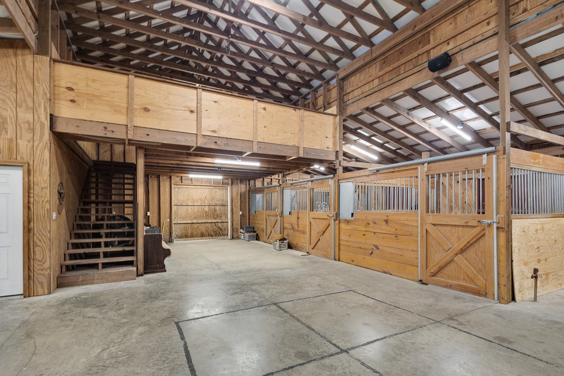 Image for Luxury 20 Acre Estate - Jackson, Tennessee