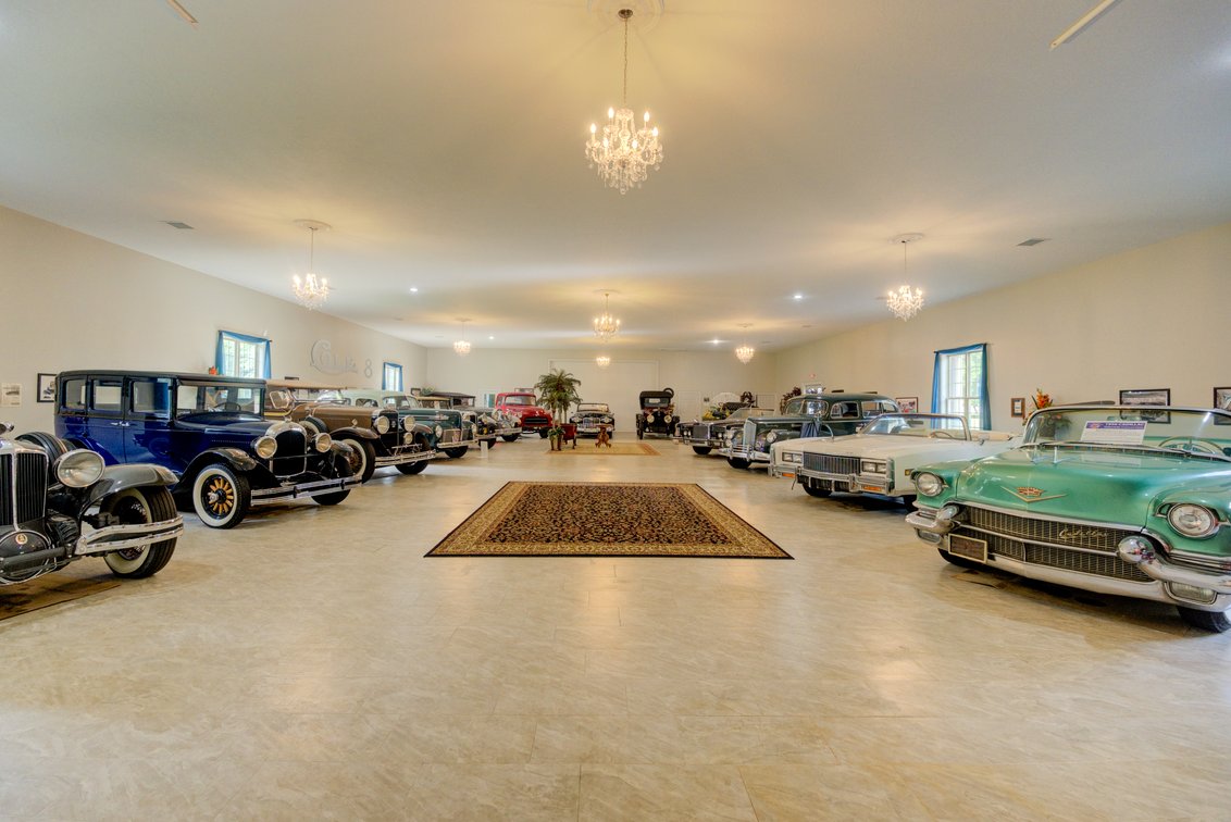 Image for Pecan Grove – Luxury Estate on 14 Acres in Jackson, Tennessee