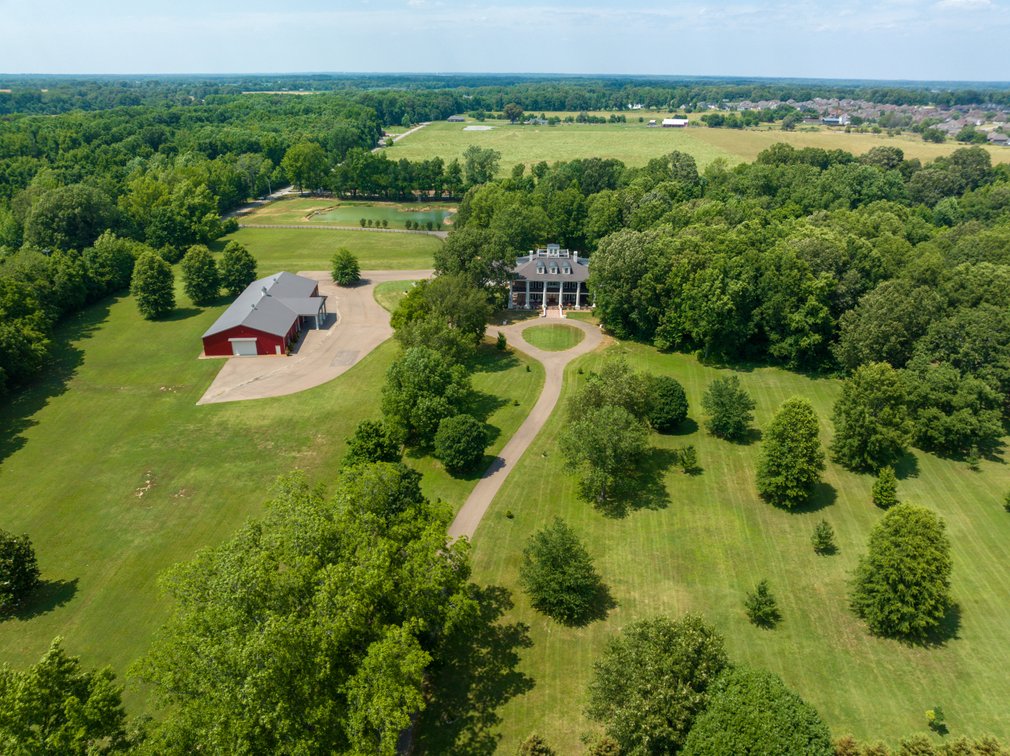 Image for Pecan Grove – Luxury Estate on 14 Acres in Jackson, Tennessee