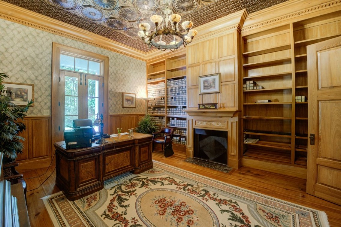 Image for Pecan Grove – Luxury Estate on 14 Acres in Jackson, Tennessee