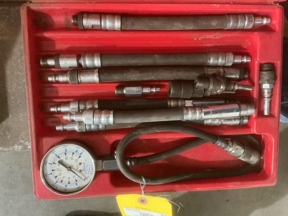 Snap-On MT308JB Compression Gauge Set with Case