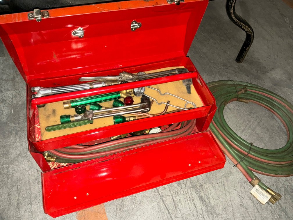 Metal Tool Box Containing Oxy Acetylene Set - Hoses, Gauges, Torch Tips, Etc.