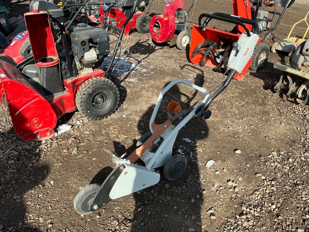 Stihl Cutquick FW20 Saw Cart - Walk Behind