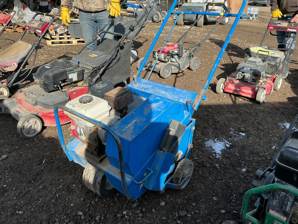Blue Bird Aerator - Model: B130, Serial: B13001140057, Honda GX160 5.5Hp Engine, 19"