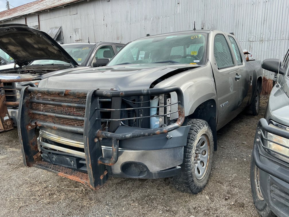 2012 GMC Sierra Pickup Truck, VIN #: 1GTR2TE79CZ214607 (WRECKED - DOES NOT RUN, AIR BAGS DEPLOYED)