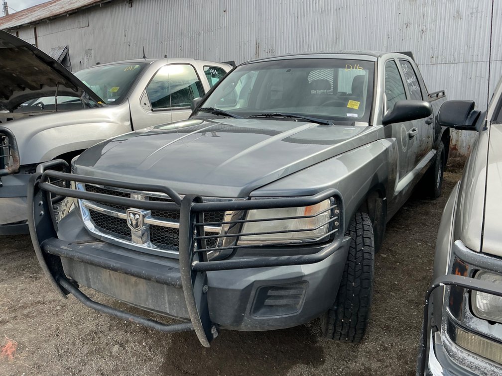 2009 Dodge Dakota Pickup Truck, VIN #: 1D7HW28K39S765746 (DOES NOT RUN, CRACKED HEAD/HEAD GASKET ISSUES)