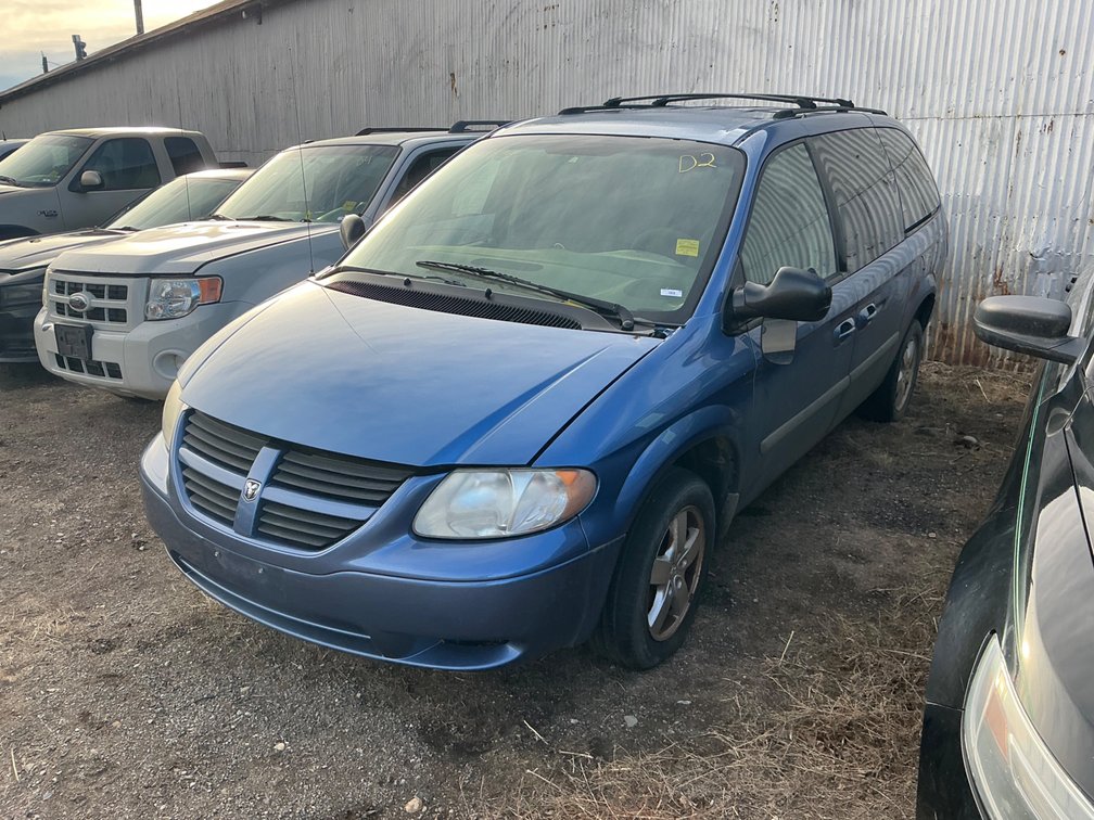 2007 Dodge Grand Caravan Van, VIN #: 1D4GP24R47B176940 (NEEDS NEW MOTOR - Engine Runs But Very Rough)