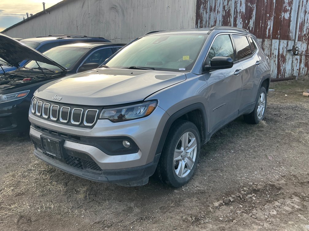 2022 Jeep Compass Multipurpose Vehicle (MPV), VIN #: 3C4NJDBB9NT105218 (WRECKED PASSENGER SIDE - BRANDED TITLE OWNER RETAINED, DOES NOT RUN - FUEL CUT OFF SWITCH TRIGGERED, AIR BAGS DEPLOYED)