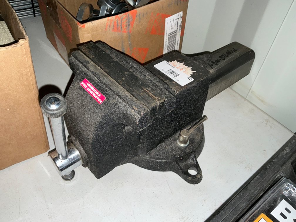 6" Bench Vise - Unused
