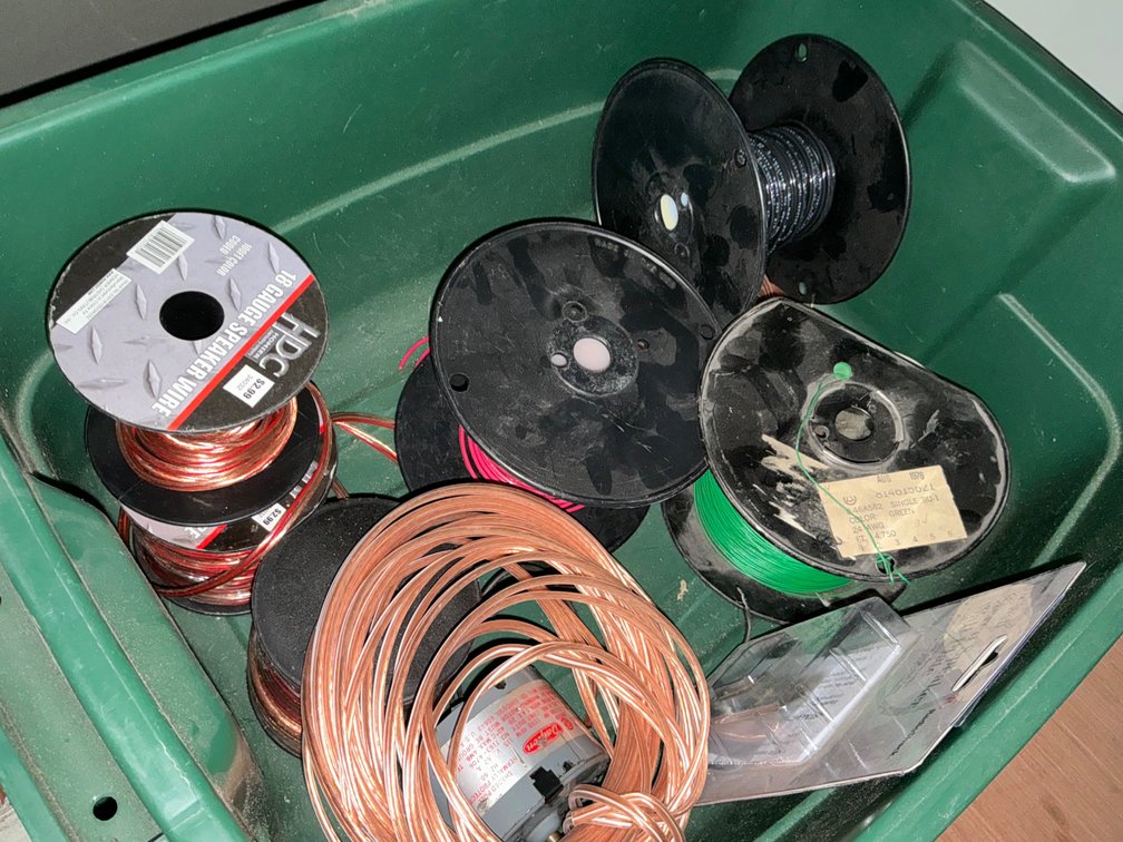 Tote of Assorted Wire