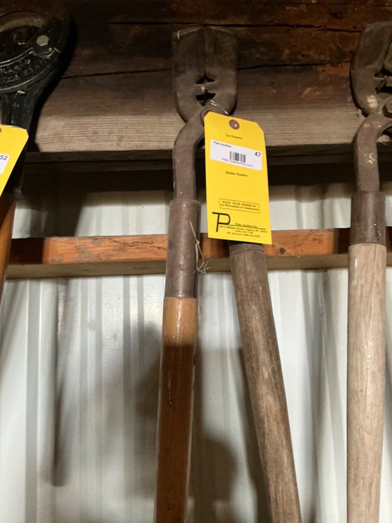 Cattle Hoof Trimmers
