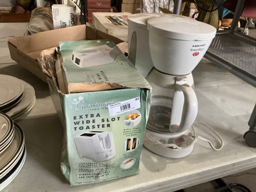 Toast Master Extra Wide Slot Toaster (Unused In Box) and Black & Decker Smart Brew Plus Coffee Maker