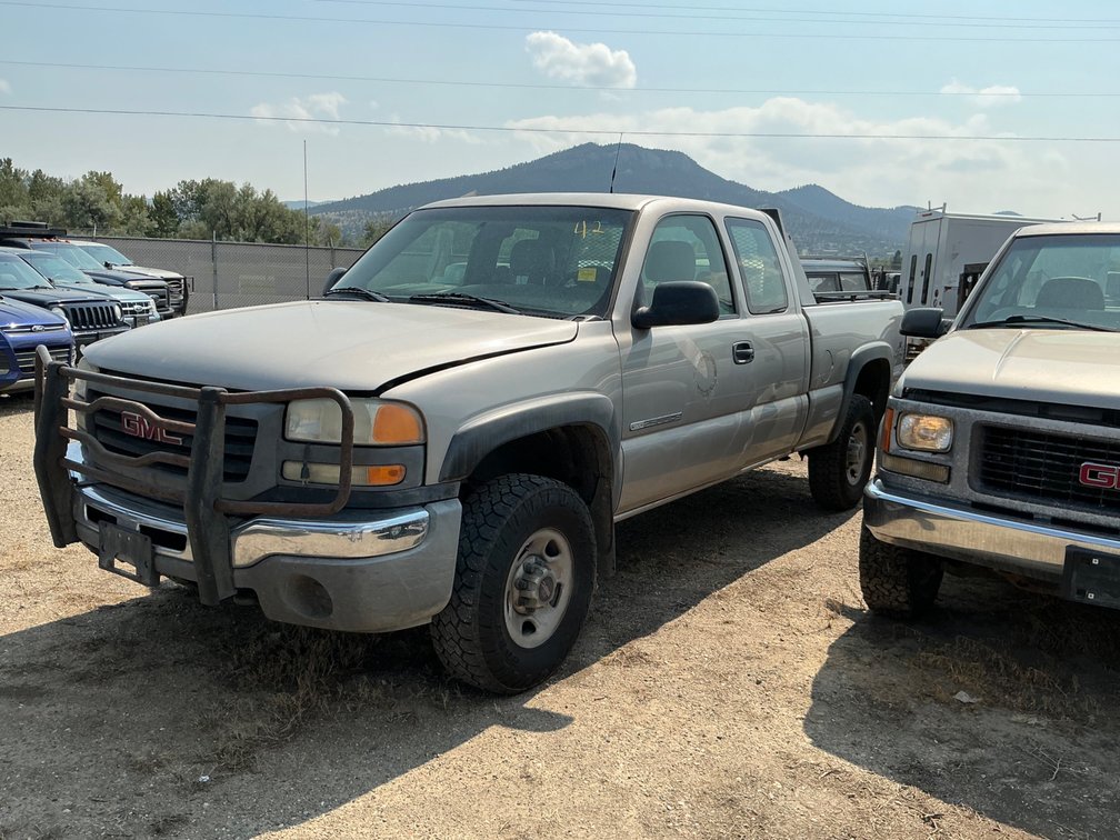 2005 GMC Sierra Pickup Truck, VIN #: 1GTHK29U45E212389