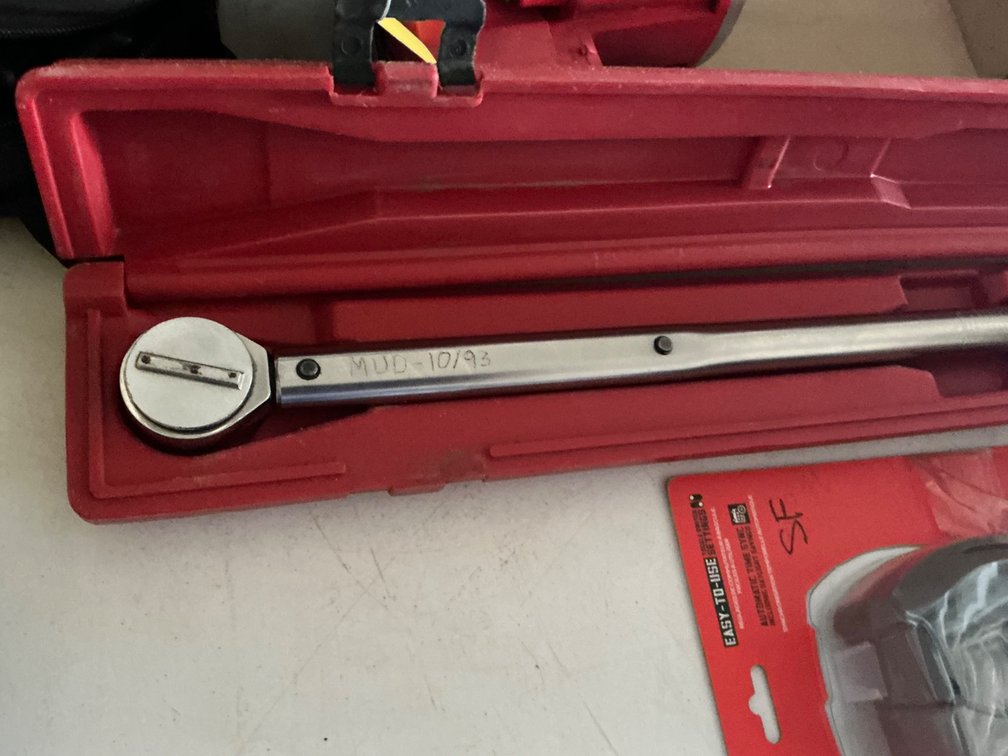 MAC Tools TW250FR Torque Wrench, 50-250Ft Lbs With Case