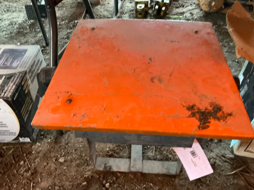 Jobsite Power Source - With Outlets & Breakers, 16" x 16" x 14"H