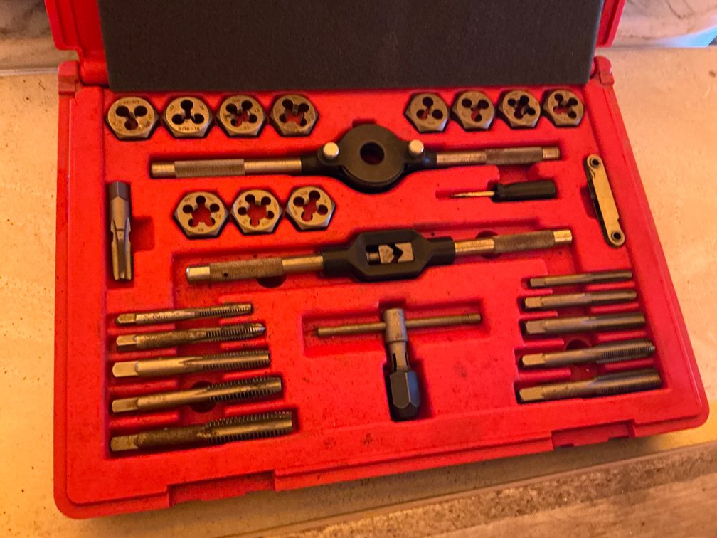 Napa 27-Piece Tap & Die Set - Model: T-1142, With Metal Case