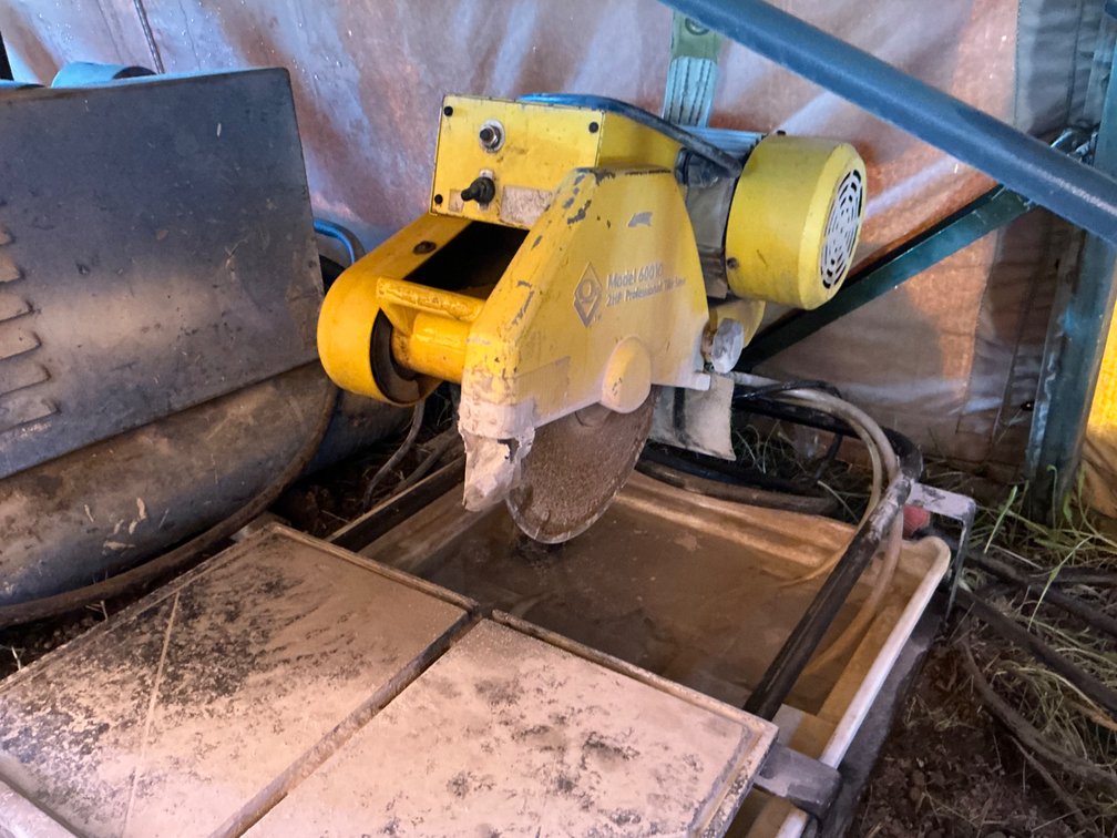 QEP Professional Tile Saw - Model: 60010, 2Hp, Corded