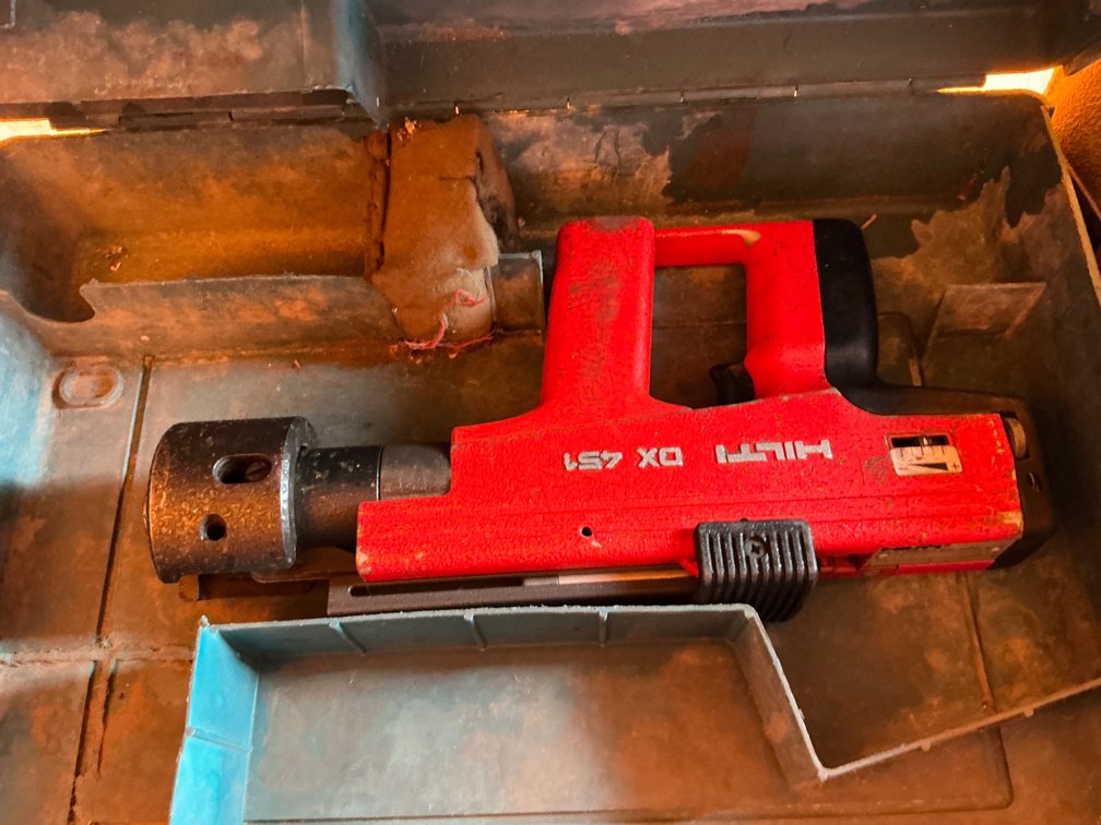 Hilti DX451 Powder Actuated Fastener