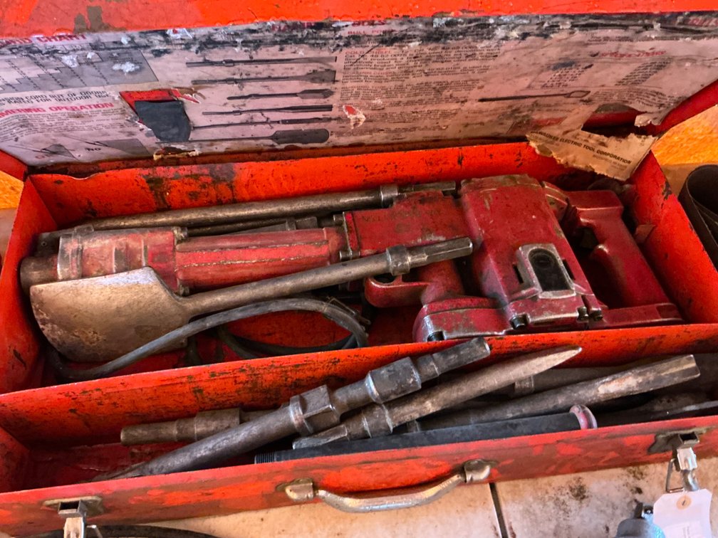Milwaukee Heavy Duty Demolition Hammer - Corded, With (13) Assorted Bits, Metal Case