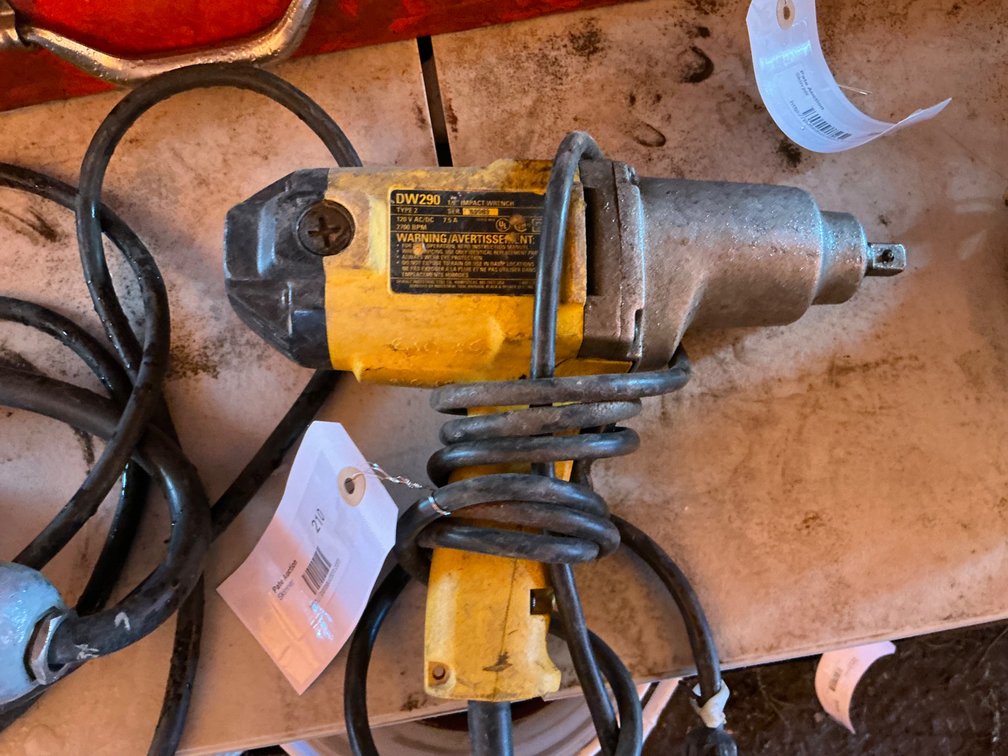 Dewalt 1/2" Impact Wrench - Model: DW290, Corded