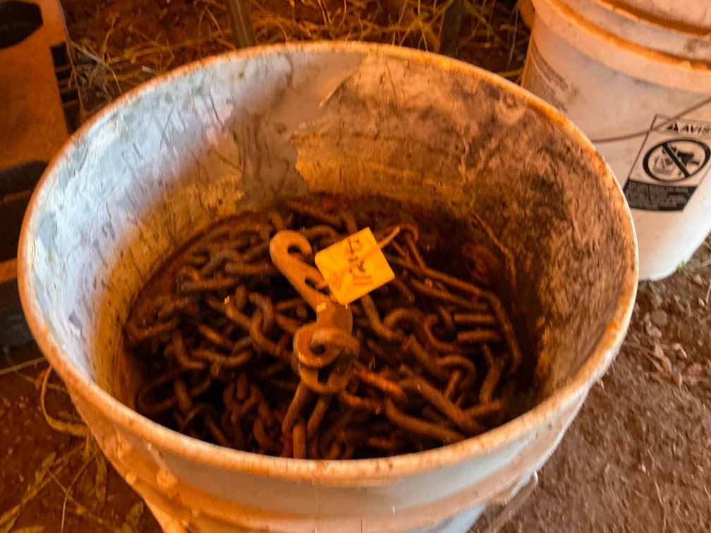 (1) Single 112x42 Tire Chain