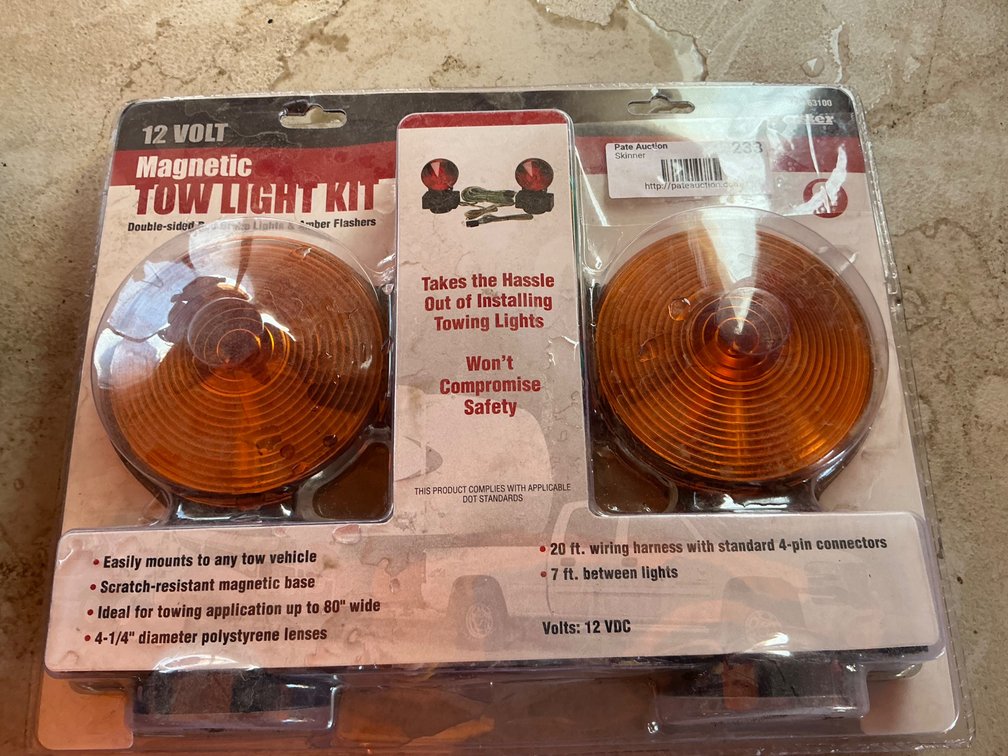 Haulmaster 12V Magnetic Tow Light Kit - Model: 63100