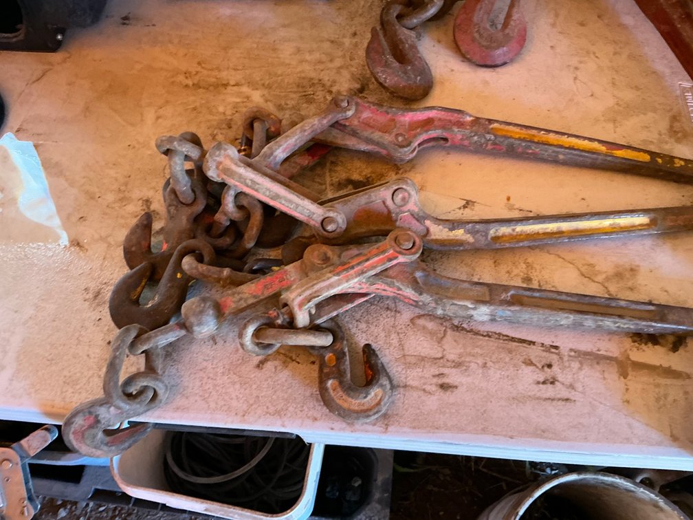 (1) Campbell Load Binder - WLL 5400Lbs, (1) 3/8 Load Binder - SWL 5400Lbs (No Brand Shown), And (1) Dixie Load Binder - WLL 5400Lbs