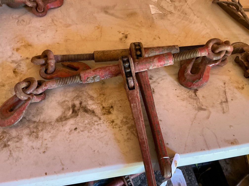 (1) Lebus R-7 5/16-3/8 Ratchet Chain Binder - WLL 6600Lbs, And (1) Lebus R-A 5/16-3/8 Ratchet Chain Binder - WLL 9200Lbs
