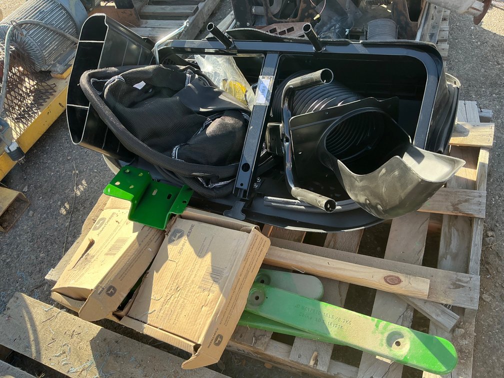 John Deere Z Track Series - 42" Bagger For Zero Turn Mowers, Part #BM23634 (Unused), (3) 18Lb Weights, And (2) Model: BG20029 Rear Weights (All Unused)