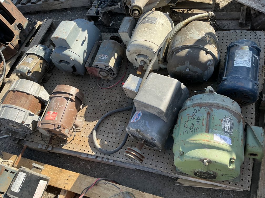 Pallet Of (11) Assorted Electric Motors - (9) Are 1Ph, (2) Are 3Ph, Brands Include - Leland, Baldor, Doerr, Robbins Myers, Westinghouse, Elmo, Franklin & More
