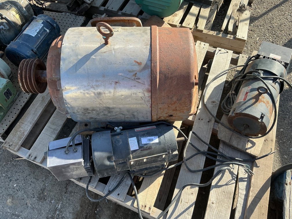 (2) Dayton Motor Speed Controllers With Dayton Permanent Magnet DC Motors - Model: 4Z226A, 1.5Hp, 7.8A (One Has Frayed Cord, Cut Ends On Cord) And (1) Louie Allis Pacemaker Motor - Model: 0140260002E, 50Hp, 1770Rpm, 3Ph