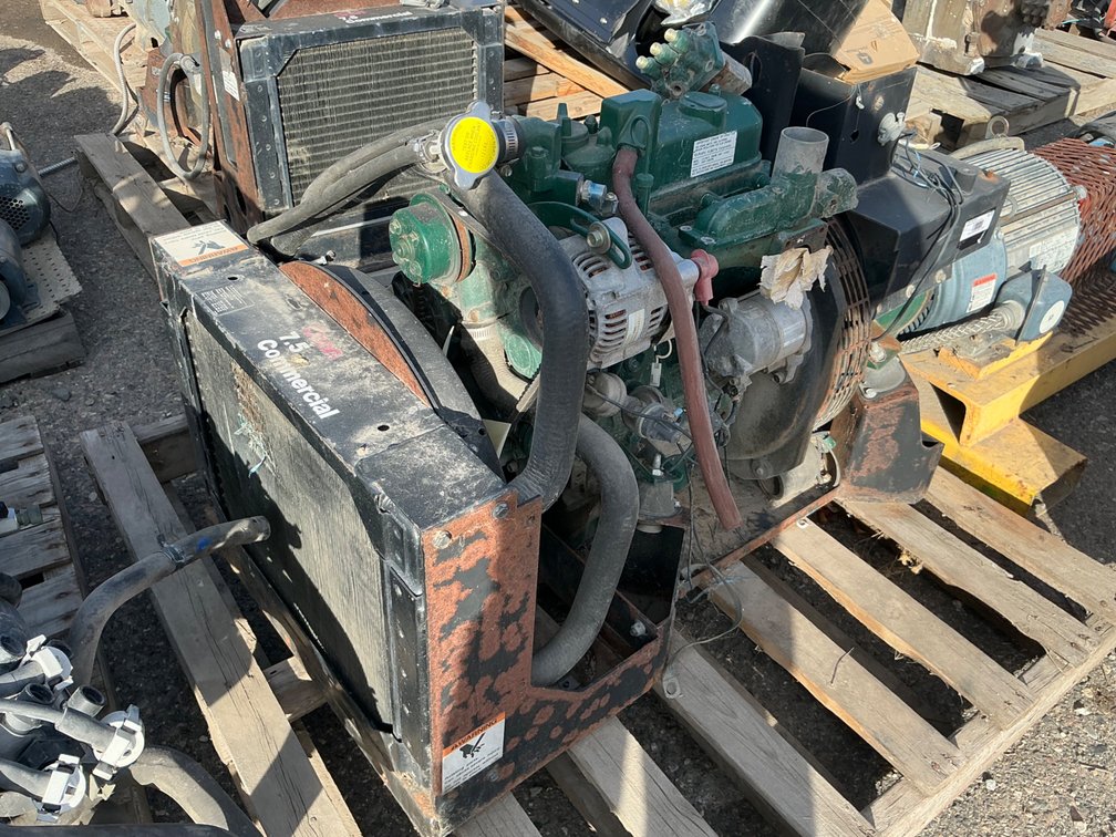 Onan 7.5 Diesel Generator With Kubota D1105-E 1123cc Diesel Engine, Model: 7.5 HDKAL-2B, Serial: F990929231, 7.5KW, 1Ph, 31Amps (Parts Of Engine Dismantled)