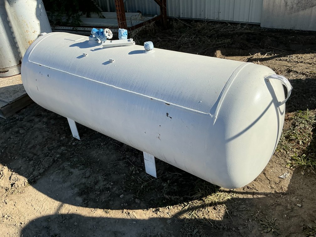 Tital Stell Corp 124-Gallon Capacity Propane Tank - Serial: 1253
