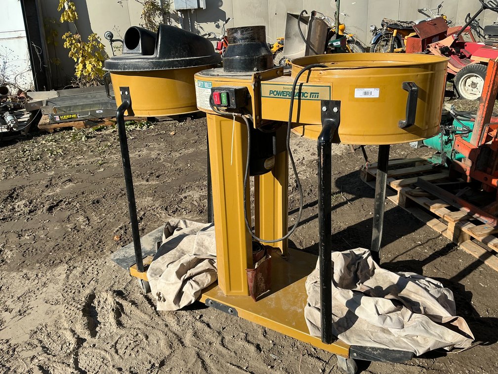 Powermatic 3Hp Free Standing Dust Collection System - Model: 075, Serial: 9-675-30049, Has (2) Bags With It (Does Not Appear Complete)