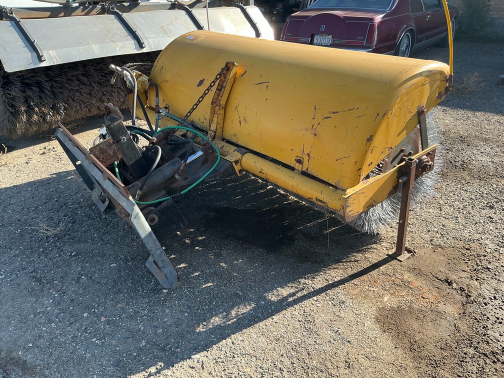 Sweepster Heavy Duty, Front Mounted, Hydraulic Angle Broom - Model: 674F