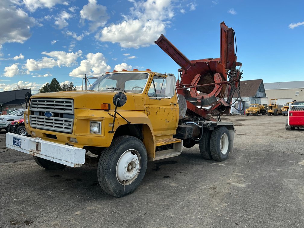1984 Ford F700 Spade Truck - VIN #: 1FDNK74N4EVA46290