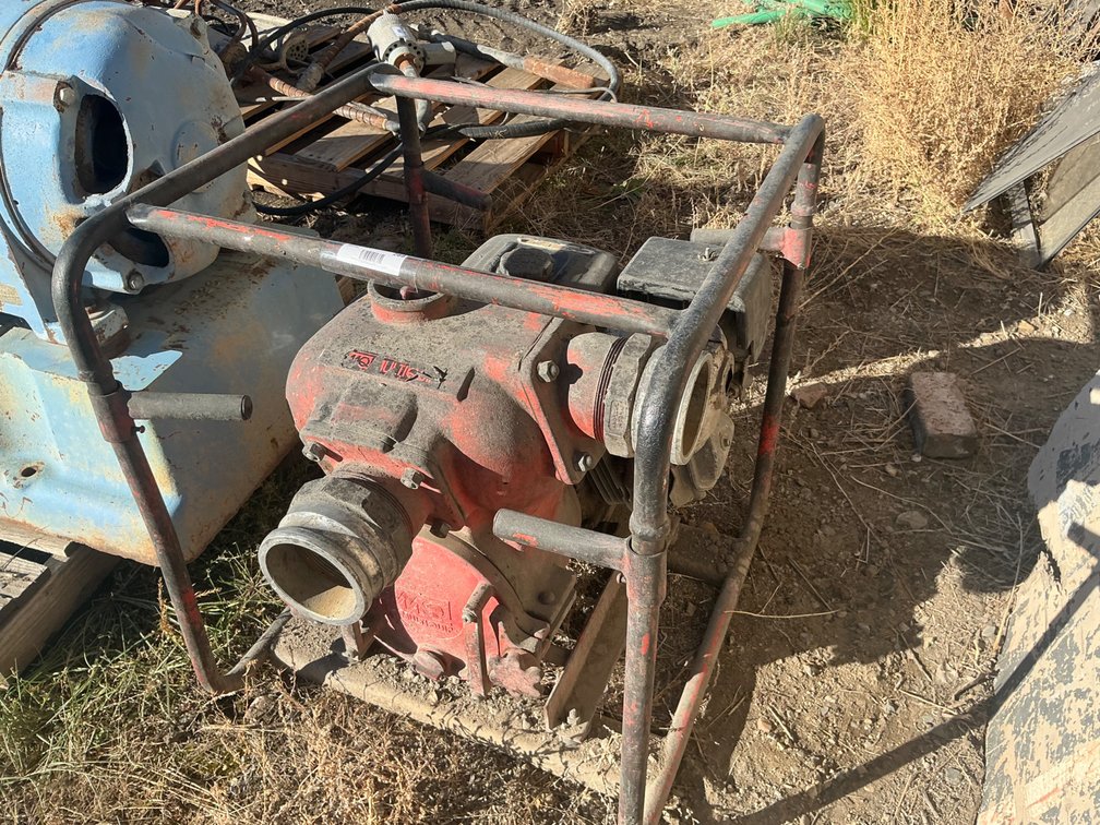 Multiquip Pump With Honda GX340 11Hp Engine - Model: QP40TH, 4x4, Rope Start Pulls Free