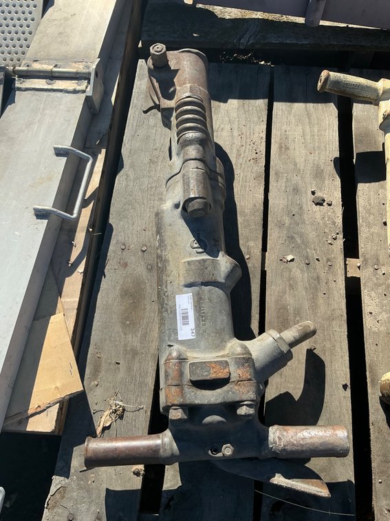 Central Pneumatics Air Hammer - Serial: FB14228