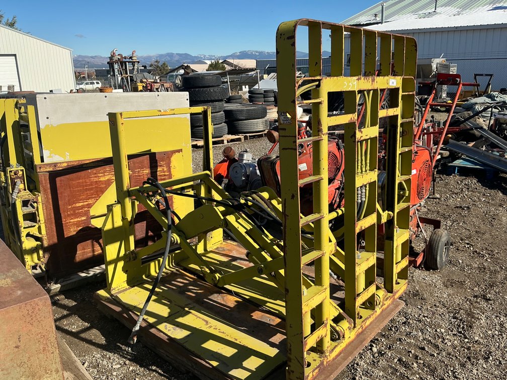 Brudi Forklift Push/Pull Clamp - Model: 27434, Serial: 780110, 2400Lb Capacity, Hydraulic