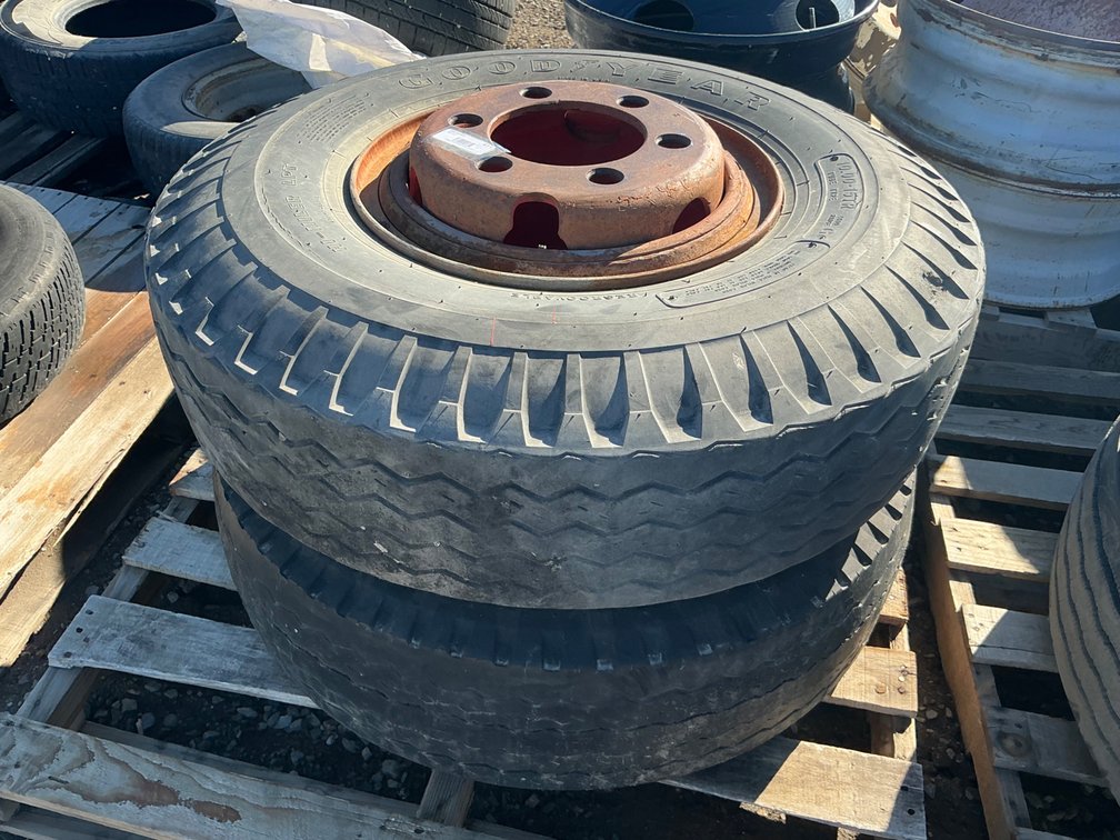 (2) 10.00-15TR Tire On 6-Lug Split Rim Steel Wheels (Poor Tread)