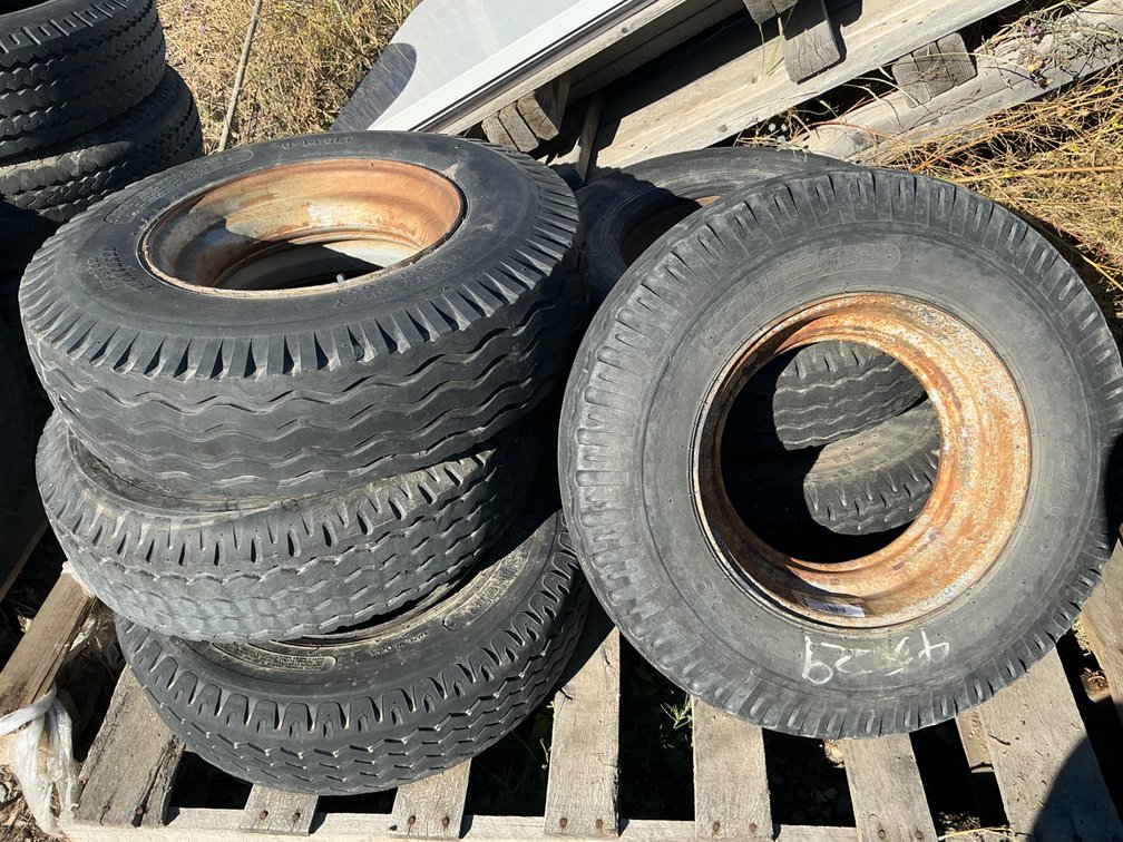 (6) Mobile Home Moving Wheels & Tires (Weathered)